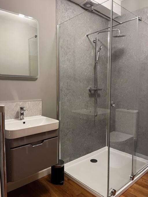Modern Ground Floor Apartment Todmorden Zewnętrze zdjęcie
